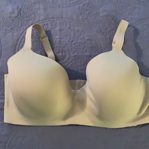 Wacoal 38DD T-shirt Bra Lined Underwire
